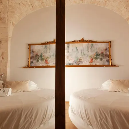 Je T'aime Via G Valentino コンヴェルサーノ