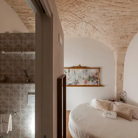 Je T'aime Via G Valentino ゲストハウス